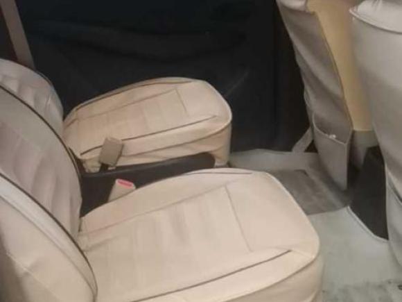 [苏州·苏E] 二手五菱汽车五菱宏光2018款 1.5L S标准型L2B