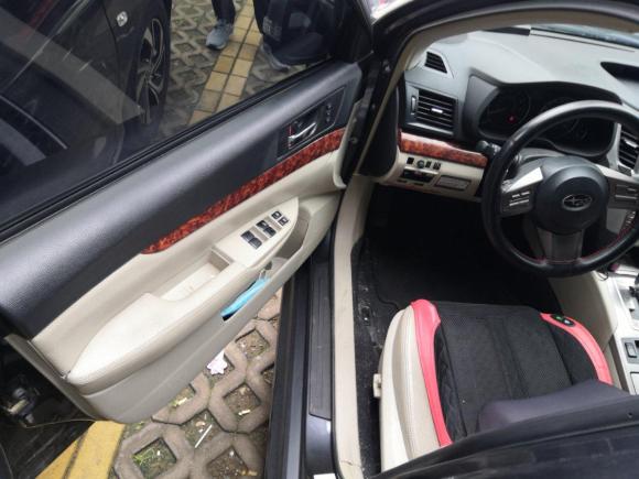 [济南·鲁A] 二手斯巴鲁力狮2010款 2.5i豪华版