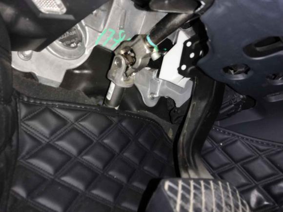 [青岛·鲁B] 二手奥迪奥迪A4L2015款 35 TFSI 自动舒适型