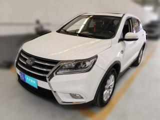 北汽幻速北汽幻速S62017款 1.5T CVT乐享型