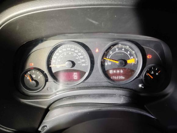 [南昌·赣A] 二手Jeep自由客2014款 2.0L 运动增强版