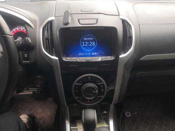 [成都·川W] 二手五十铃mu-X牧游侠2017款 3.0T 四驱自动尊享型 7座 国IV