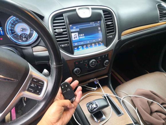 [合肥·皖A] 二手克莱斯勒克莱斯勒300C2014款 3.0L 卓越版