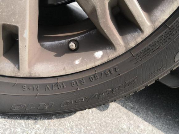 [上海·沪B] 二手路虎揽胜极光2014款 2.0T 5门耀享版