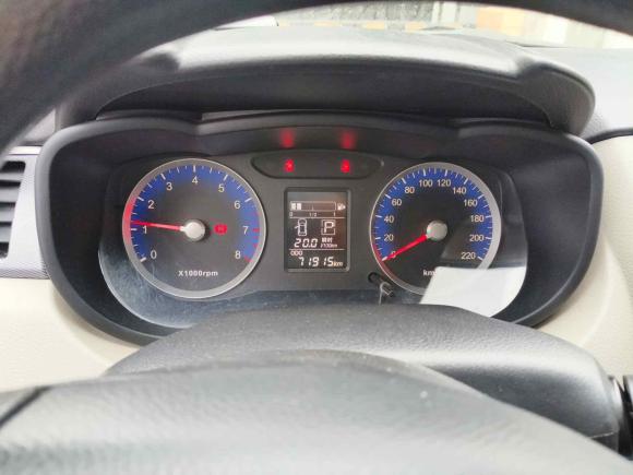 [深圳·粤G] 二手启辰启辰R502015款 1.6L 自动时尚版