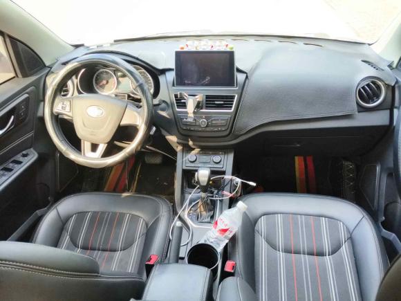 [上海·沪C] 二手奔腾奔腾X402017款 1.6L 自动豪华型