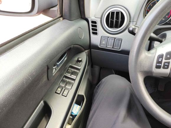 [南通·苏F] 二手铃木天语 SX42011款 改款 1.6L 自动灵动型