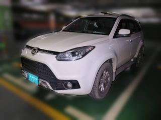 江铃驭胜S3502017款 2.0T 手动两驱柴油豪华版5座「武汉二手车」「天天拍车」