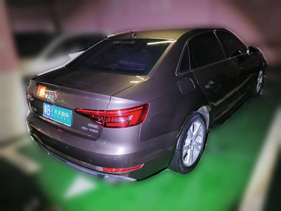 [武汉·粤B] 二手奥迪奥迪A4L2017款 Plus 40 TFSI 进取型