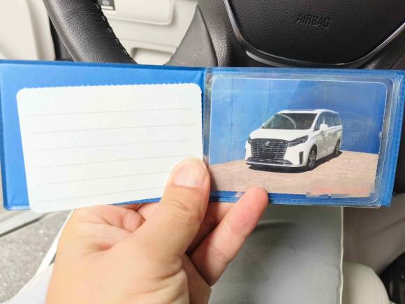 [南通·苏F] 二手别克别克GL82023款 ES陆尊 尊享型和悦版