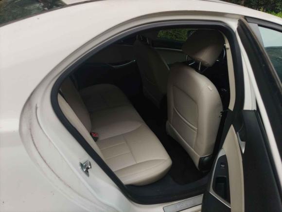 [上海·沪L] 二手荣威荣威e5502016款 尊享版