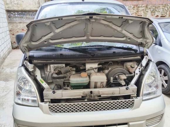 [广州·粤A] 二手五菱汽车五菱荣光EV2020款 客车版基本型7座300KM