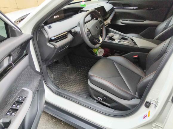 [武汉·鄂W] 二手长安长安UNI-V2022款 1.5T 尊贵型