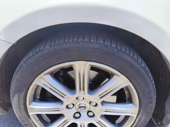 [苏州·苏U] 二手沃尔沃沃尔沃V402018款 T3 智雅版