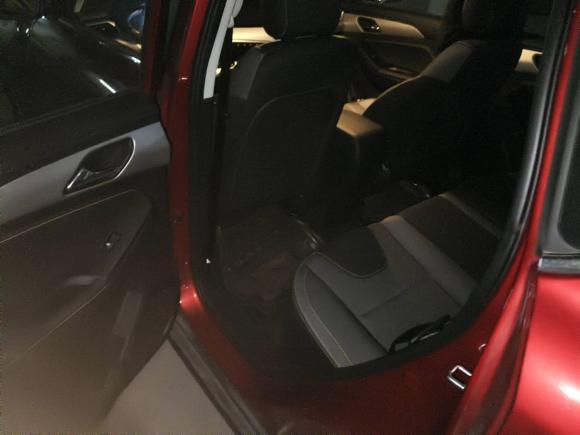 [无锡·苏B] 二手北京汽车北京X32021款 1.5T CVT荣耀版