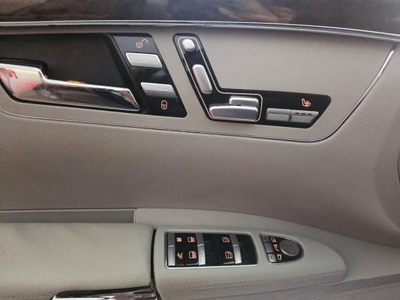 [南通·苏F] 二手奔驰奔驰S级2012款 S 300 L 尊贵型 Grand Edition