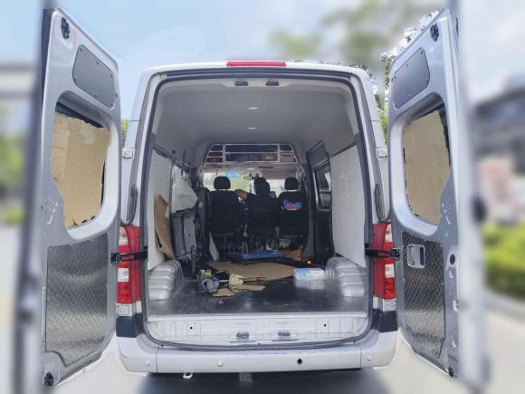 [合肥·皖A] 二手福田图雅诺2022款 2.0T手动通途多功能长轴中顶后单胎5/6/7/9座4F20TC3