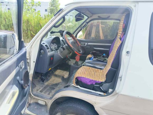 [上海·皖S] 二手金旅金旅海狮2010款 2.8T标准轴高级版GW2.8TC-2