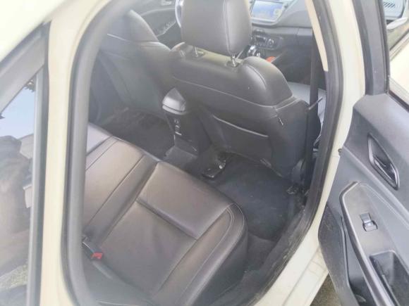 [青岛·鲁B] 二手福特福睿斯2017款 幸福版 1.5L 自动时尚型