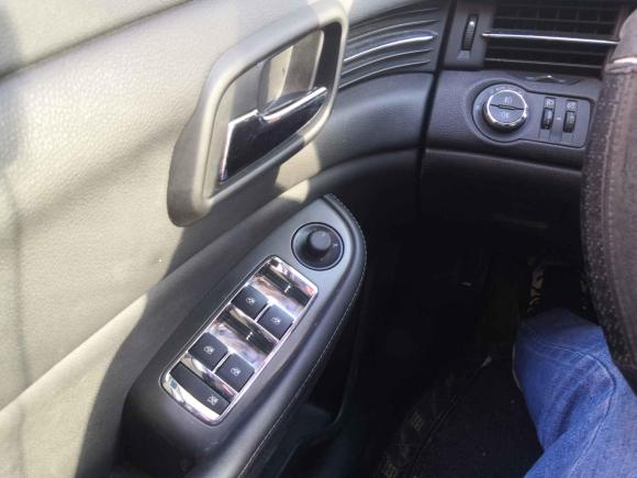 [上海·沪D] 二手雪佛兰迈锐宝2014款 1.6T 自动舒适版