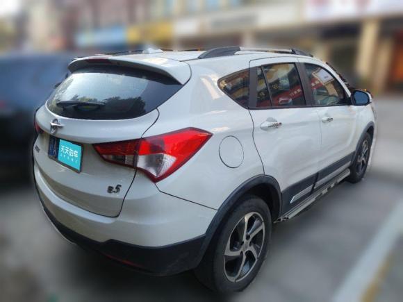 [南昌·赣A] 二手海马海马S52015款 1.5T CVT旗舰型