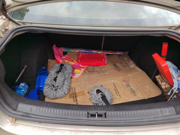 [上海·浙B] 二手荣威荣威5502014款 550S 1.8L 自动智选版