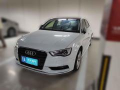 [武汉·鄂A] 奥迪奥迪A32015款 Limousine 40 TFSI 自动舒适型