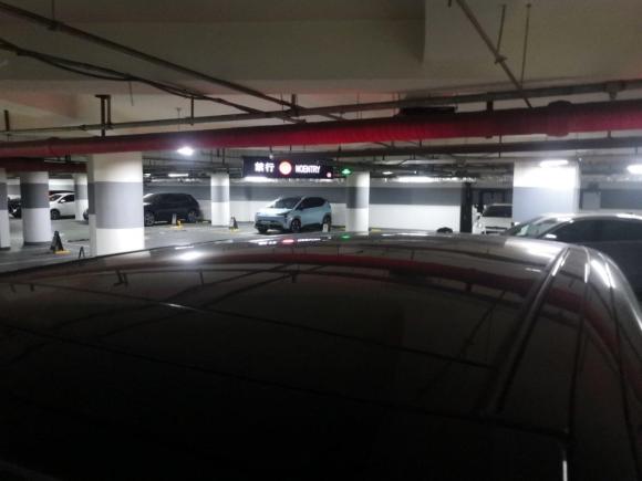 [北京·京Q] 二手路虎揽胜2016款 3.0 SC V6 Vogue SE 创世加长版