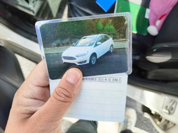 [合肥·皖A] 二手福特福克斯2015款 三厢 1.6L 手动风尚型