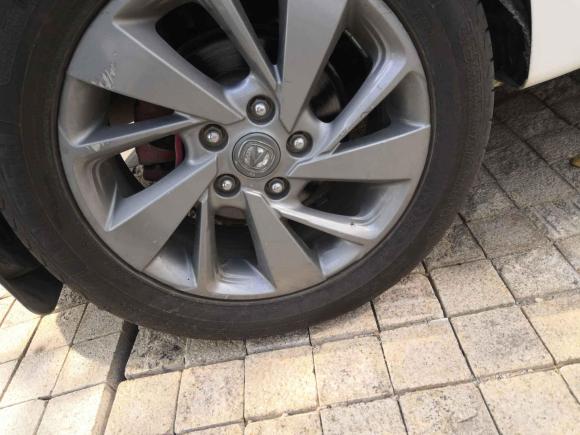 [合肥·皖L] 二手长安逸动DT2018款 1.6L 自动智享型