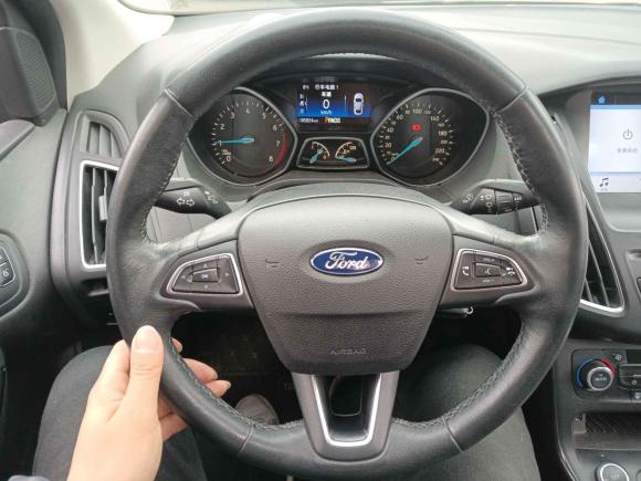 [无锡·苏B] 二手福特福克斯2017款 三厢 EcoBoost 180 自动精英型