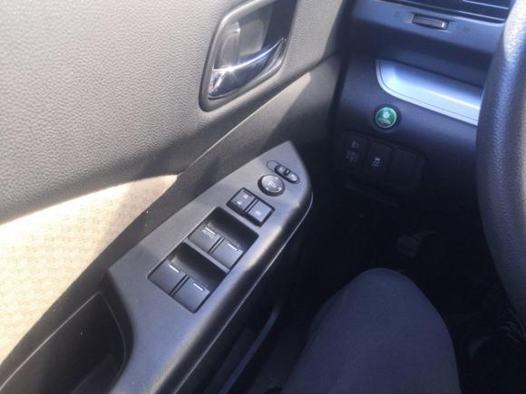 [上海·沪D] 二手本田本田CR-V2016款 2.0L 两驱经典版