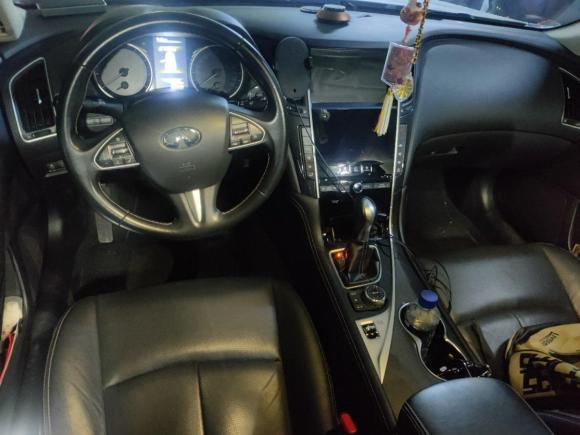 [深圳·粤B] 二手英菲尼迪英菲尼迪Q502014款 2.0T 舒适版