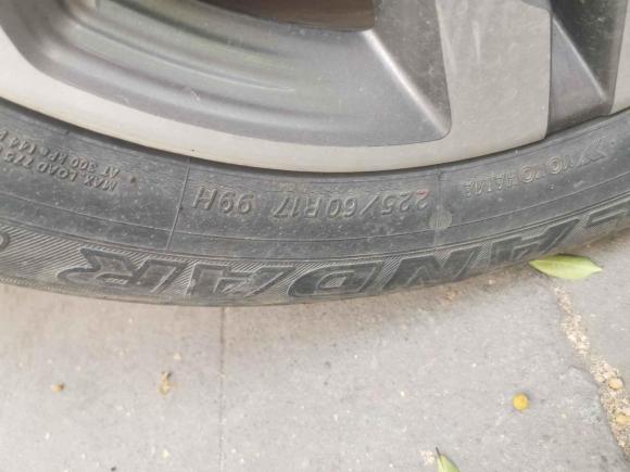 [广州·豫A] 二手长安长安CS552017款 1.5T 自动炫色型