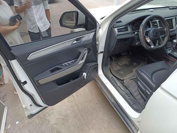 [无锡·辽H] 二手众泰大迈X72017款 上进版 1.8T DCT嵩山型