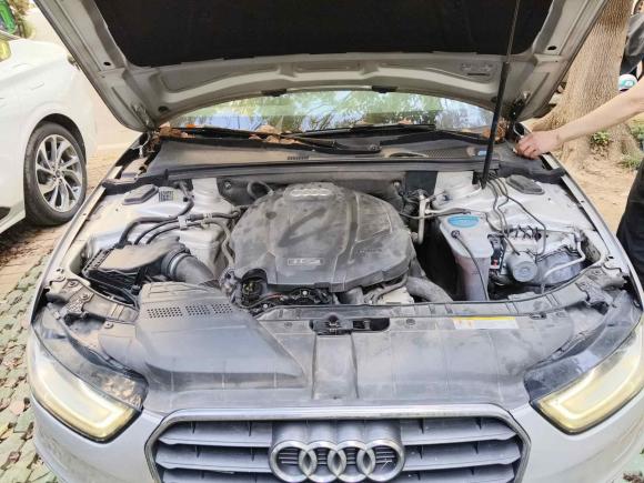 [武汉·鄂A] 二手奥迪奥迪A4L2015款 45 TFSI quattro个性运动型