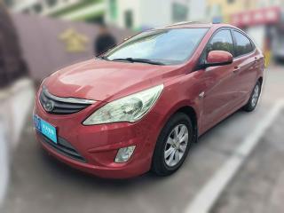 现代瑞纳2010款三厢1.4L手动舒适型GS