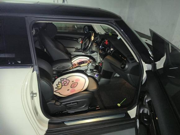 [南京·苏A] 二手MINIMINI2019款 1.5T COOPER 经典派