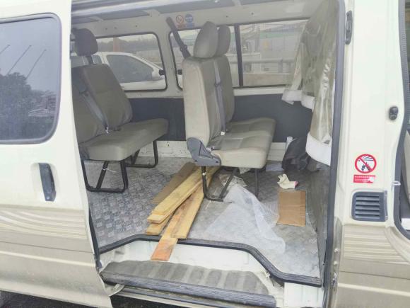 [苏州·苏E] 二手金龙金威2016款 2.0L实用超值版4G20