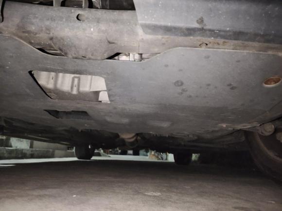 [广州·粤E] 二手奔腾奔腾X802015款 2.0L 自动舒适周年纪念型