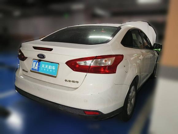 [成都·川A] 二手福特福克斯2012款 三厢 1.6L 自动风尚型