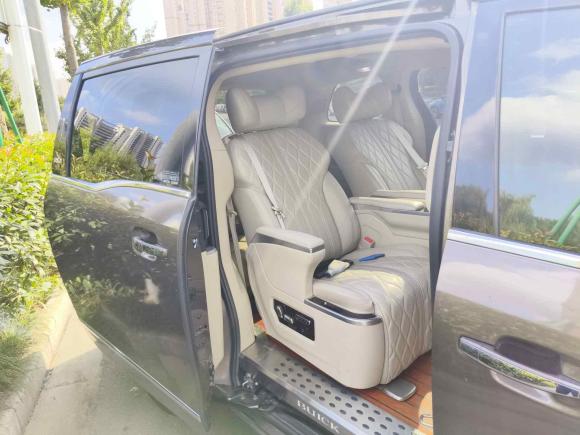 [南京·苏A] 二手别克别克GL82014款 3.0L GT豪华商务豪雅版