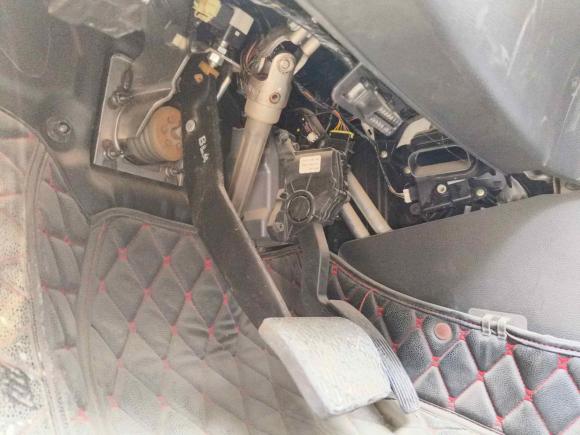 [常州·苏D] 二手双龙柯兰多2014款 2.0L 汽油两驱自动典藏版