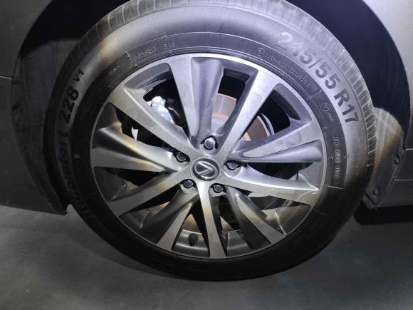 [深圳·粤B] 二手雷克萨斯雷克萨斯ES2018款 200 卓越版 国V