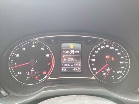 [南昌·湘A] 二手奥迪奥迪A12016款 30 TFSI Sportback S Line运动版