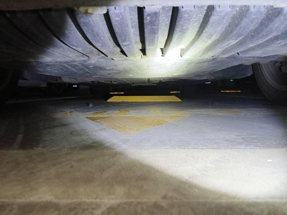 [武汉·鄂A] 二手奔驰奔驰E级2020款 E 300 L 运动时尚型