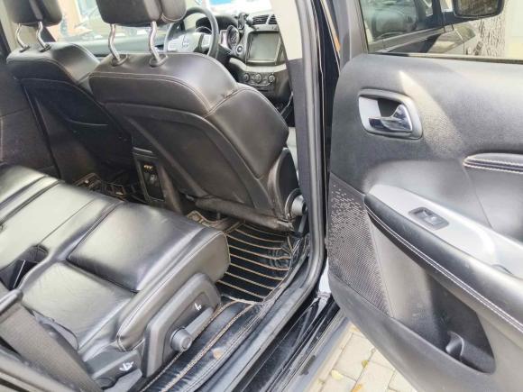 [常州·苏D] 二手道奇酷威2013款 2.4L 两驱尊尚版