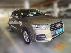 [武汉·鄂A] 奥迪奥迪Q32017款 30 TFSI 时尚型