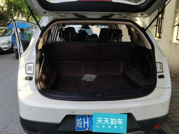 [上海·皖H] 二手宝骏宝骏5602015款 1.8L 手动豪华型