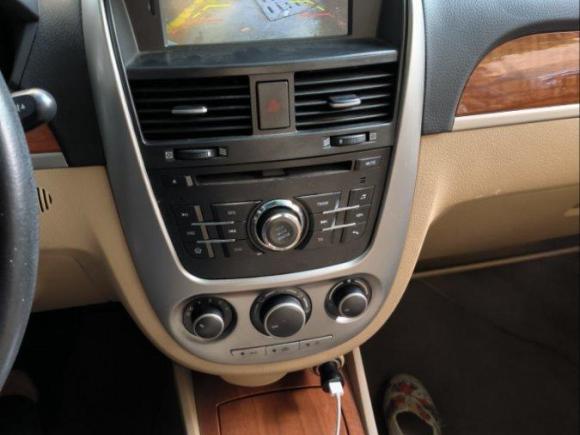 [上海·闽J] 二手别克凯越2013款 1.5L 自动尊享型